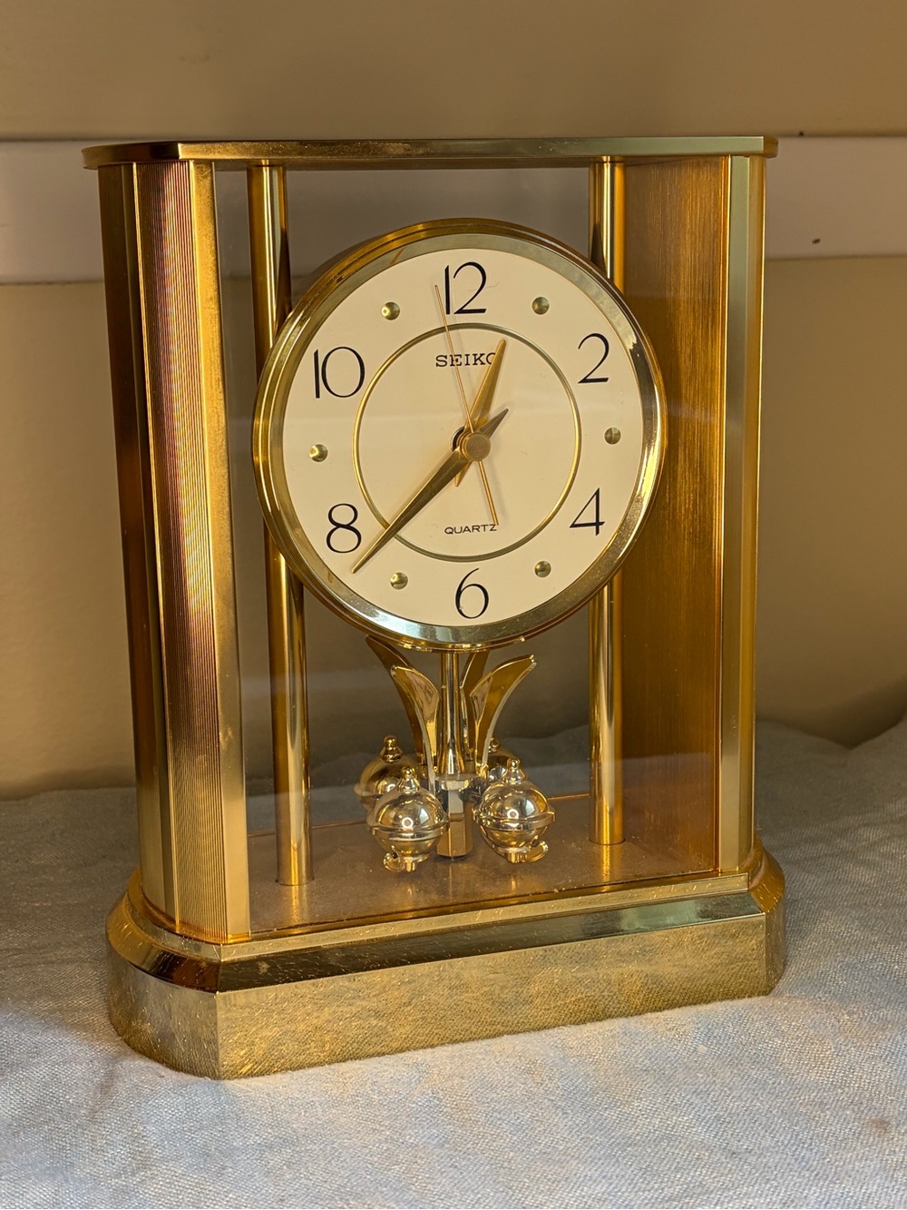Seiko Quartz Anniversary Pendulum Table Clock QQZ288G Gold Working